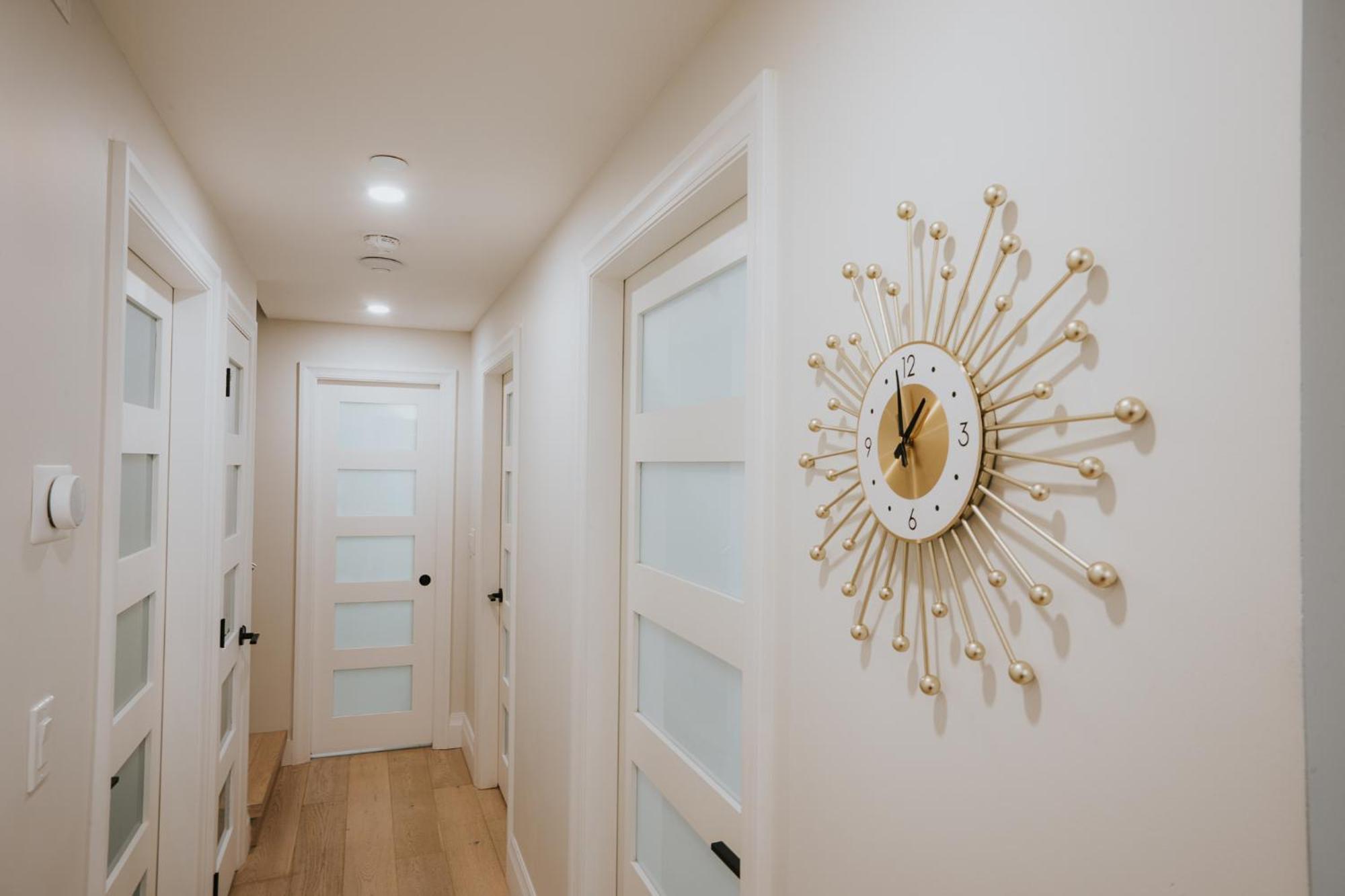 A Gentle Hideaway In The Urban Forest West End Downtown * Vancouver
